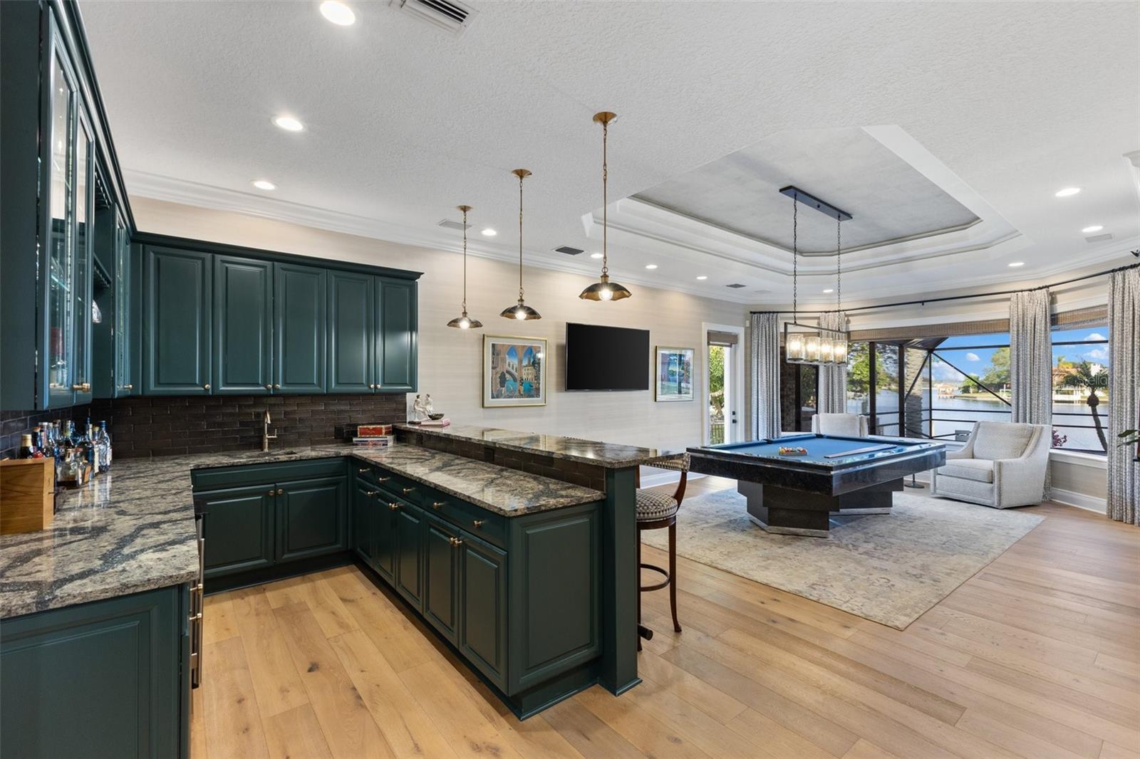 BAYSIDE SOUTH - Residential