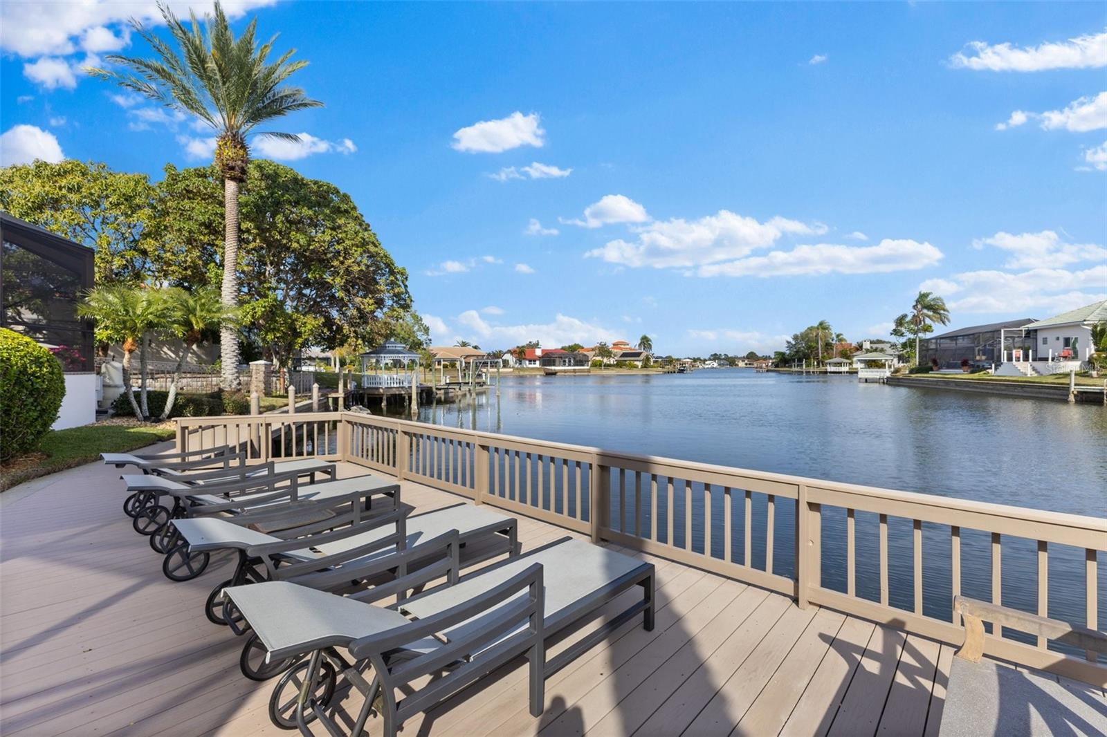 BAYSIDE SOUTH - Residential