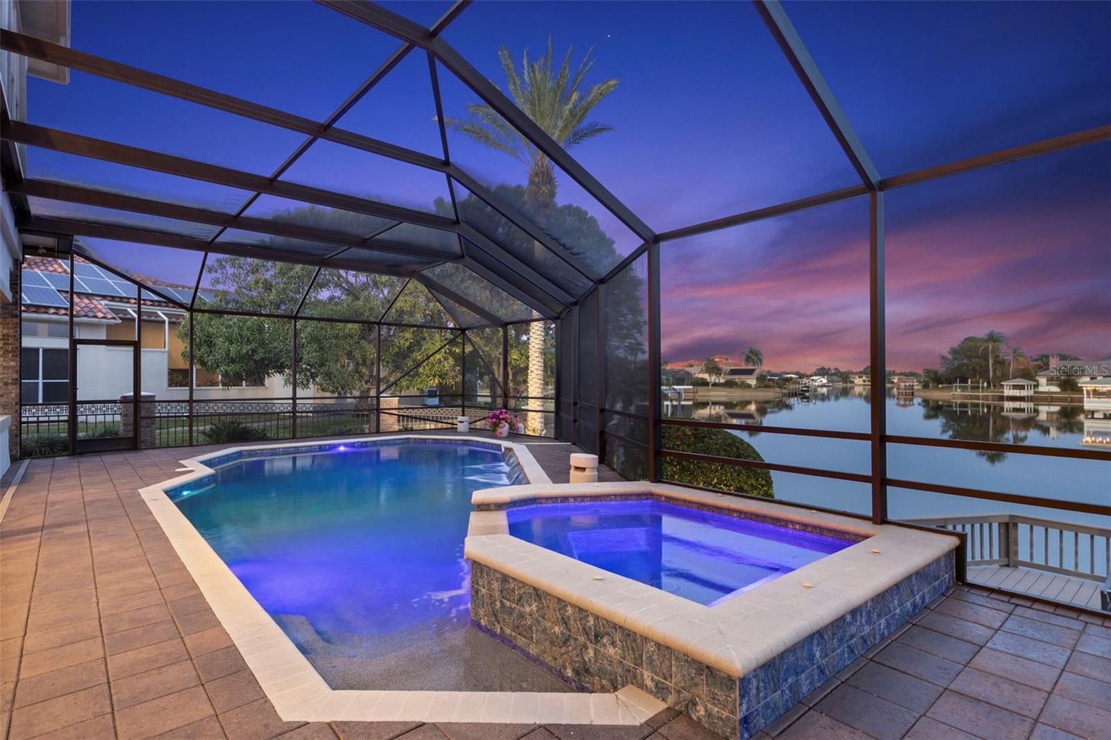 BAYSIDE SOUTH - Residential