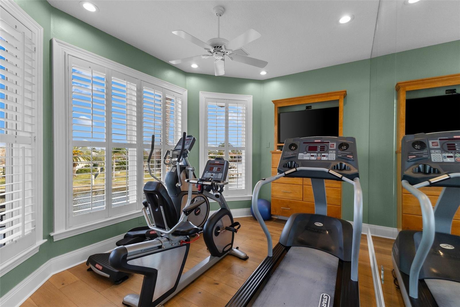 BAYSIDE SOUTH - Residential