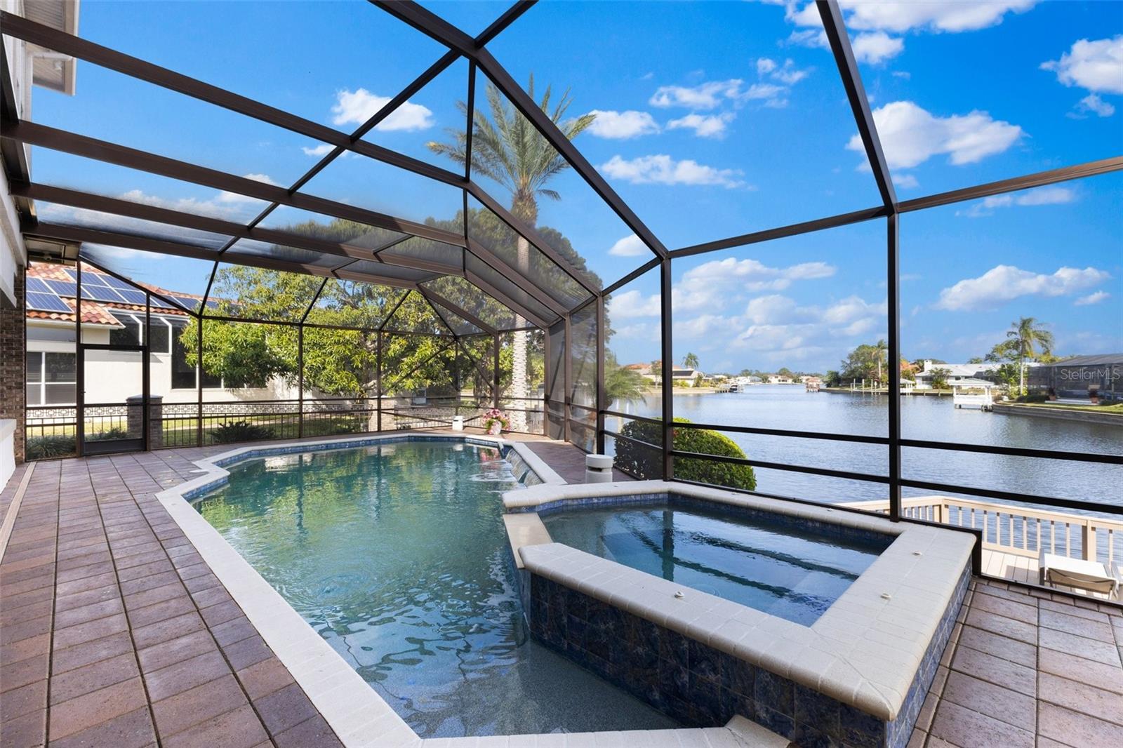 BAYSIDE SOUTH - Residential