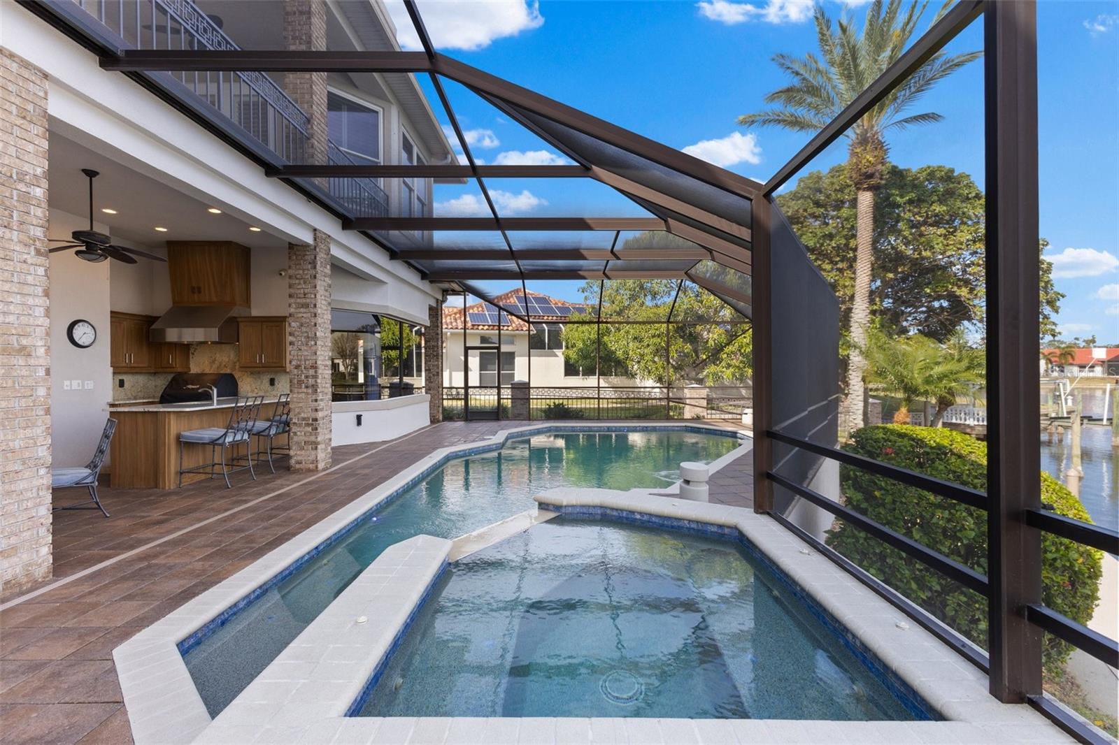 BAYSIDE SOUTH - Residential