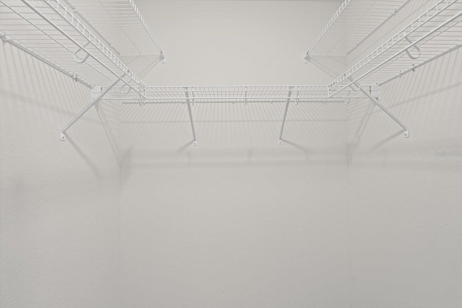 LAKEWOOD NATIONAL - Residential Lease