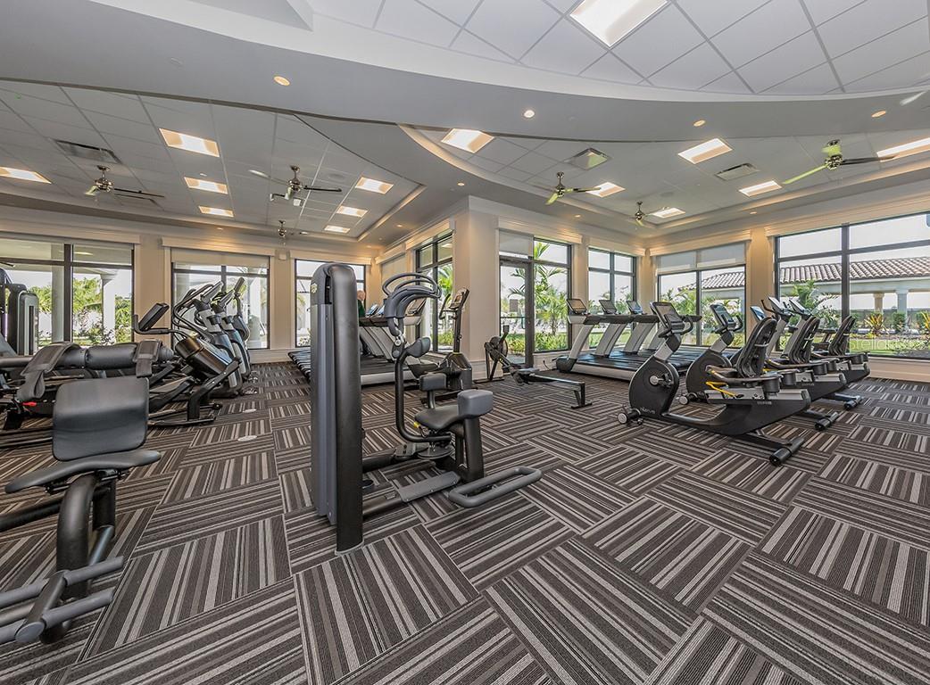 LAKEWOOD NATIONAL - Residential Lease