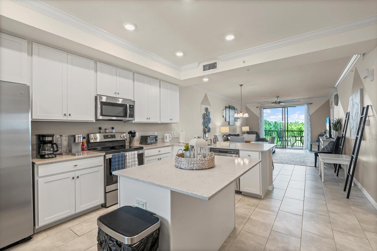 LAKEWOOD NATIONAL - Residential Lease