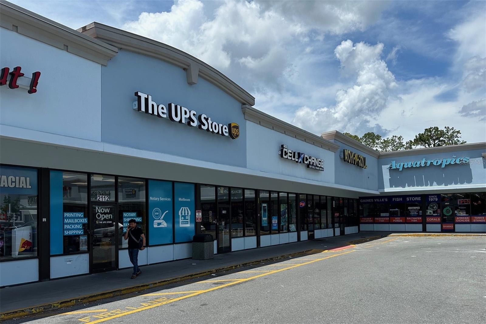 LOCATION
• Walking distance to the University of Florida
• Located on major North-South thoroughfare
• Located 1.5 miles from I-75
• Ample parking - 409 spaces
• Anchor retailers Crunch Fitness, Sherwin-Williams, & Metro Diner
PROPERTY
• New TPO roof and gutter system installed August 2025
• Aluminum storefront for accessible viewing by pedestrian traffic
• Stucco surround repainted in 2020
• Parking lot resurfaced in 2018
• Internally illuminated directory signage available
UNIT DETAILS
• In-line retail space situated between Wok N Roll and The UPS Store.
• Measures 50' deep by 30' wide (1500 SF)
• Served by two condensing units for redundancy
• Includes two restrooms
• Currently partitioned with two flex spaces that could be used for back-office operations and/or storage.
• Base Rent: $29.50/SF
• NNNs: $11.26/SF
• Tenant responsibility: Utilities, signage installation, HVAC maintenance and repair
• TI negotiable
• Zoned: Urban 9, supporting retail/restaurant
• Lease length: Three year minimum