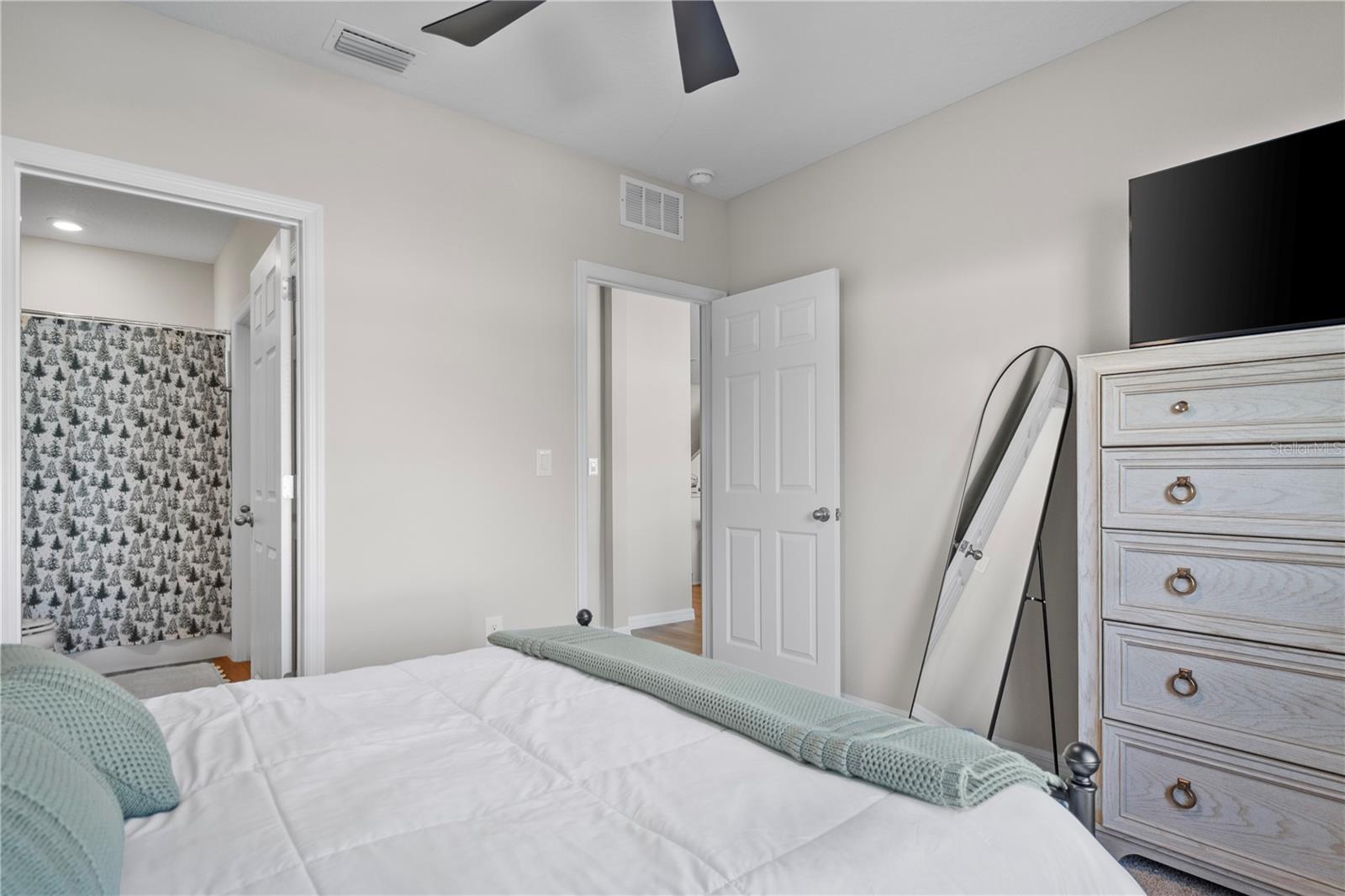 HAWKSTONE - Residential