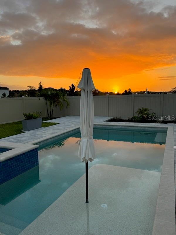 HAWKSTONE - Residential