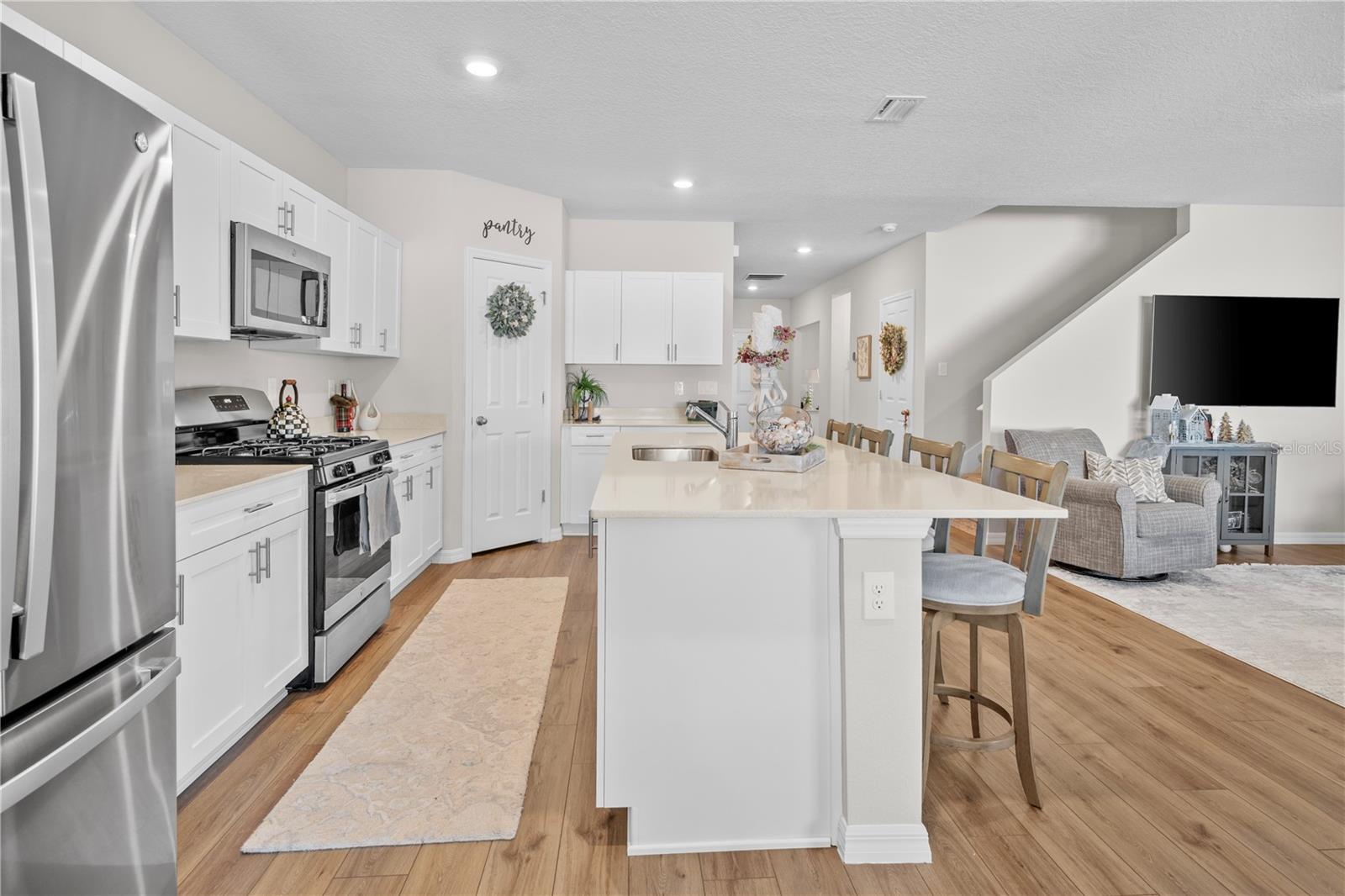 HAWKSTONE - Residential