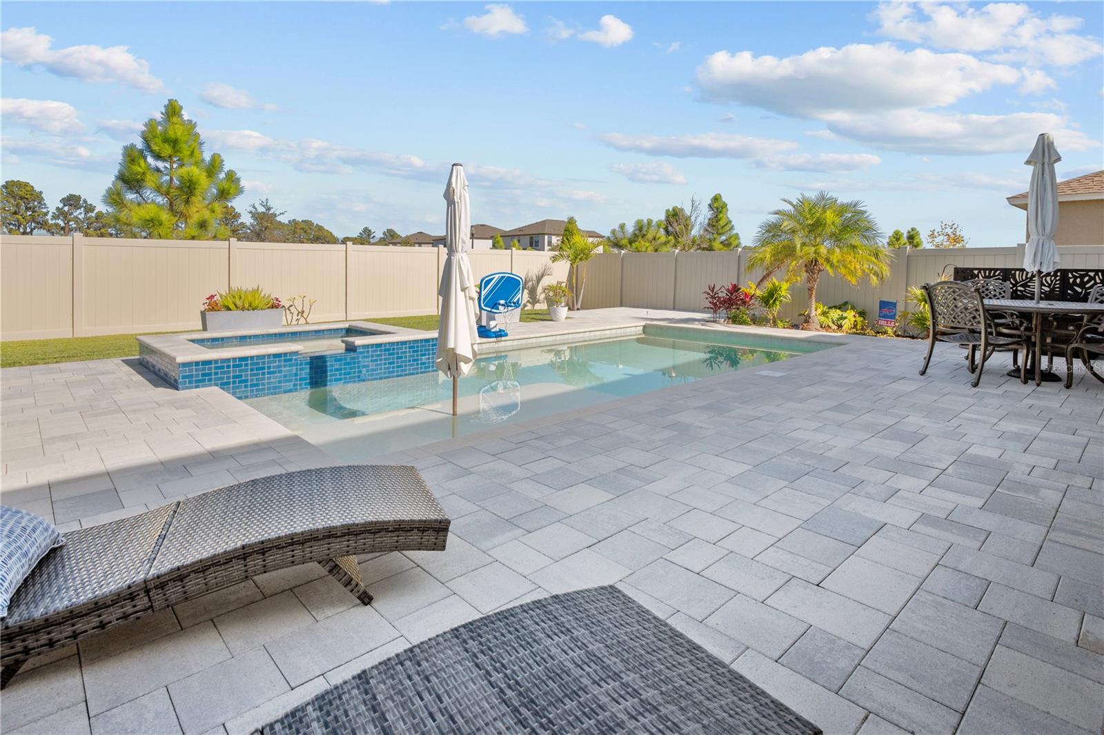 HAWKSTONE - Residential