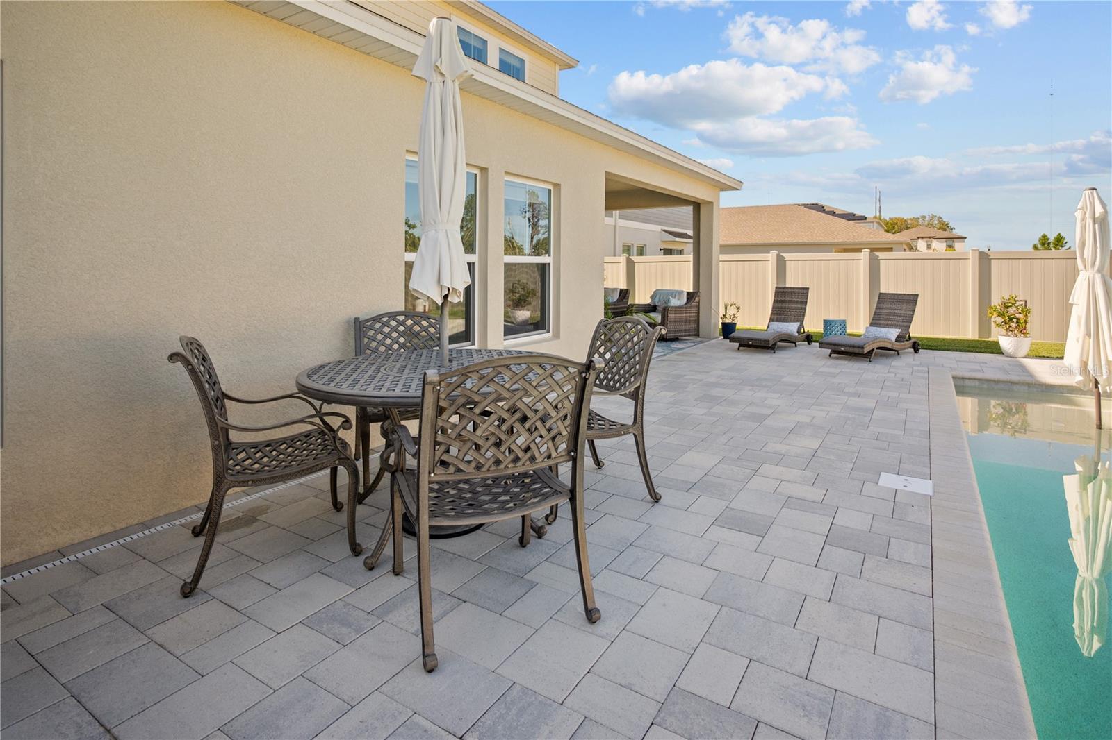 HAWKSTONE - Residential