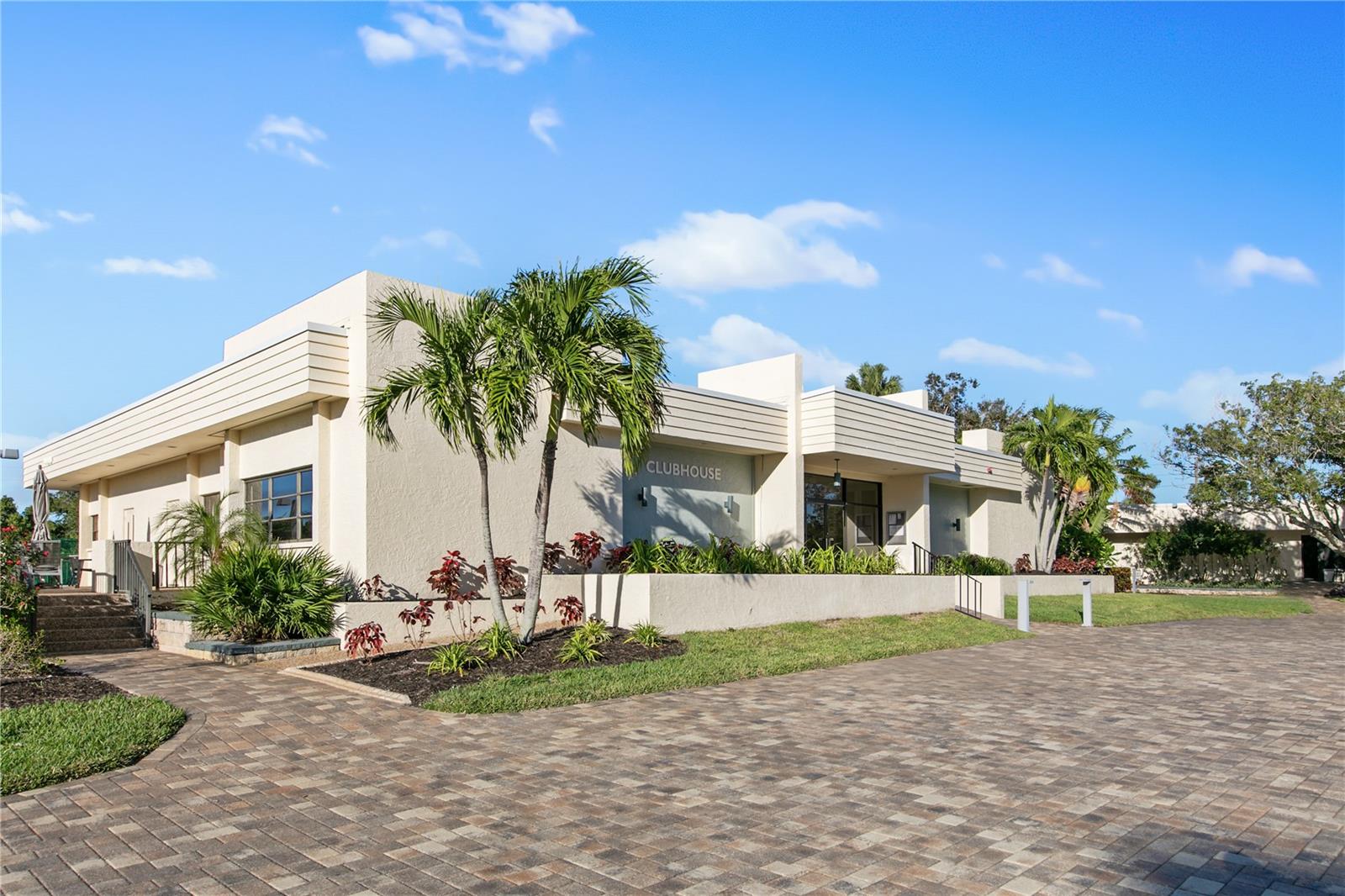 GULF & BAY CLUB PH 5 - Residential