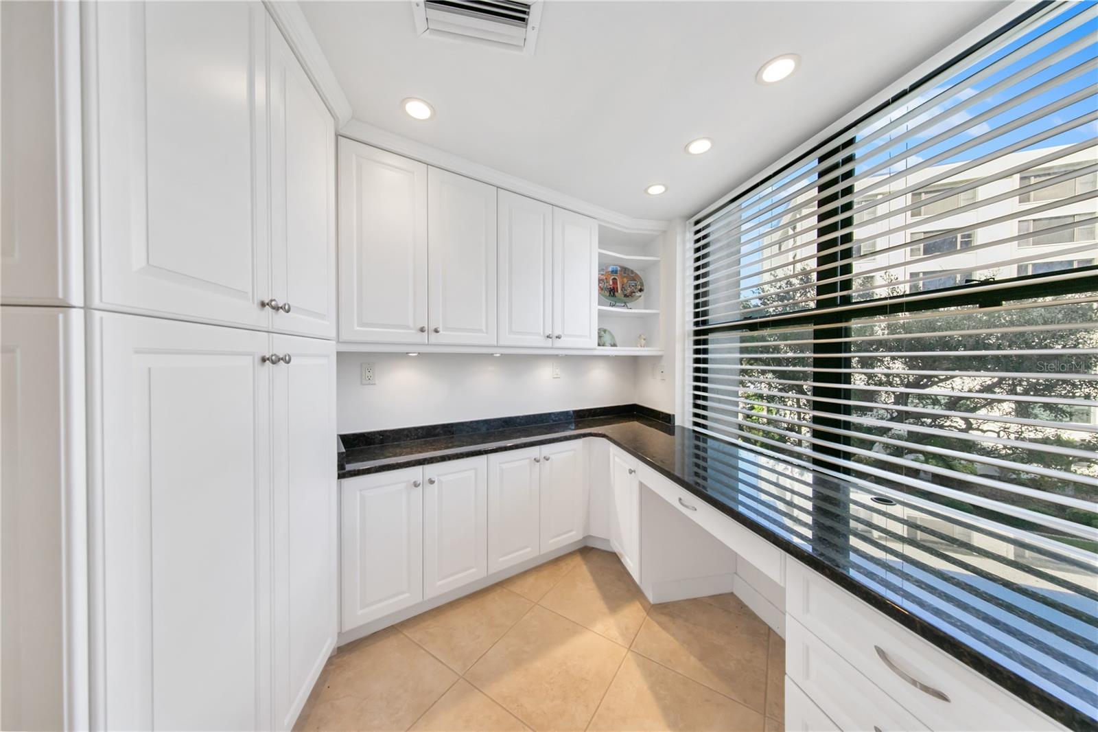 GULF & BAY CLUB PH 5 - Residential