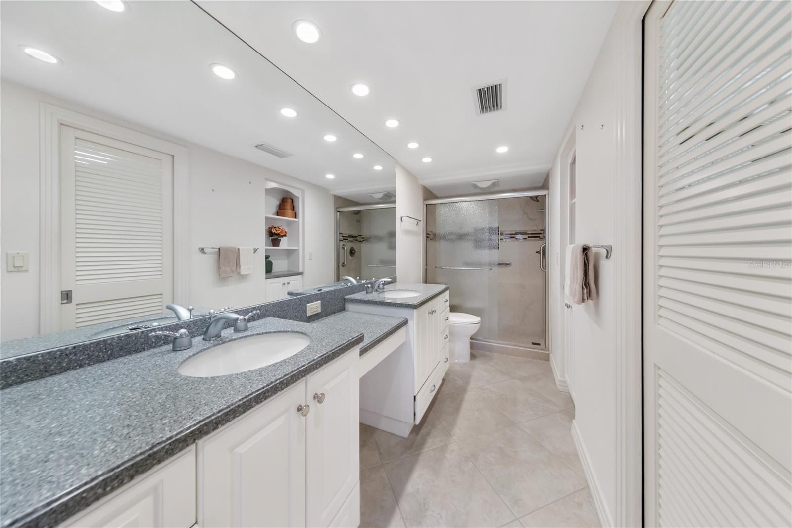 GULF & BAY CLUB PH 5 - Residential