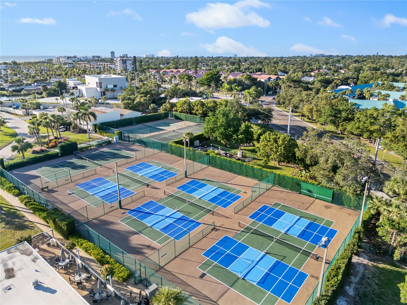 GULF & BAY CLUB PH 5 - Residential