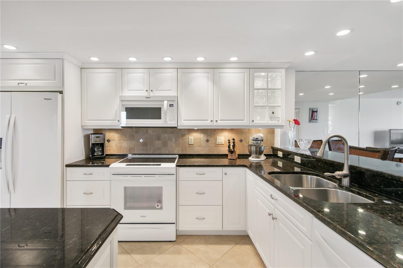 GULF & BAY CLUB PH 5 - Residential