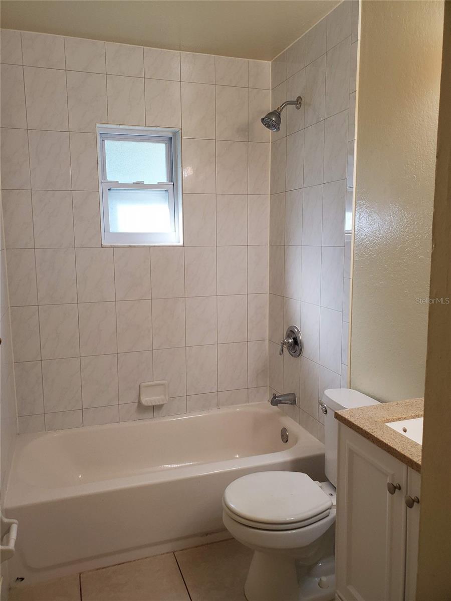 HIGH POINT - Residential Lease