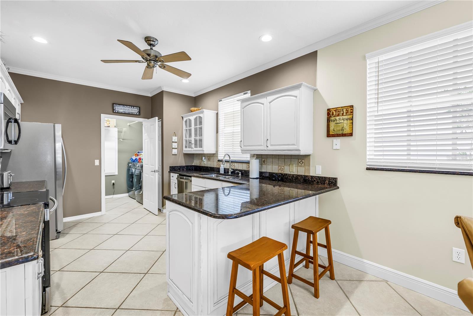 SIESTA BEACH - Residential