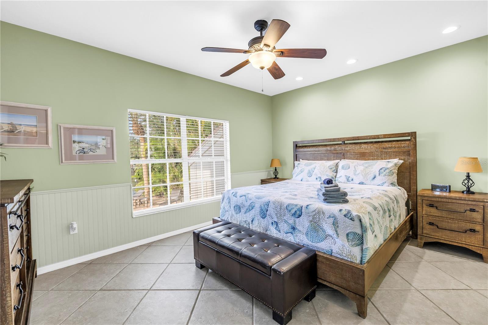 SIESTA BEACH - Residential