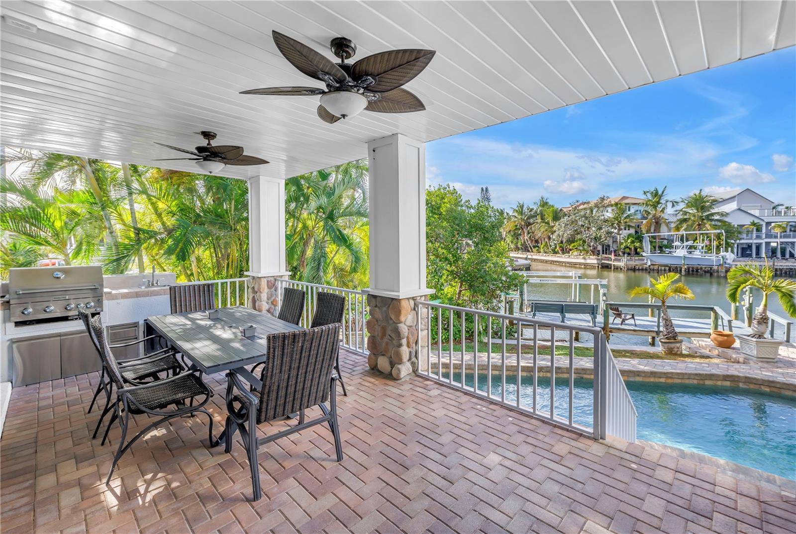 SIESTA BEACH - Residential