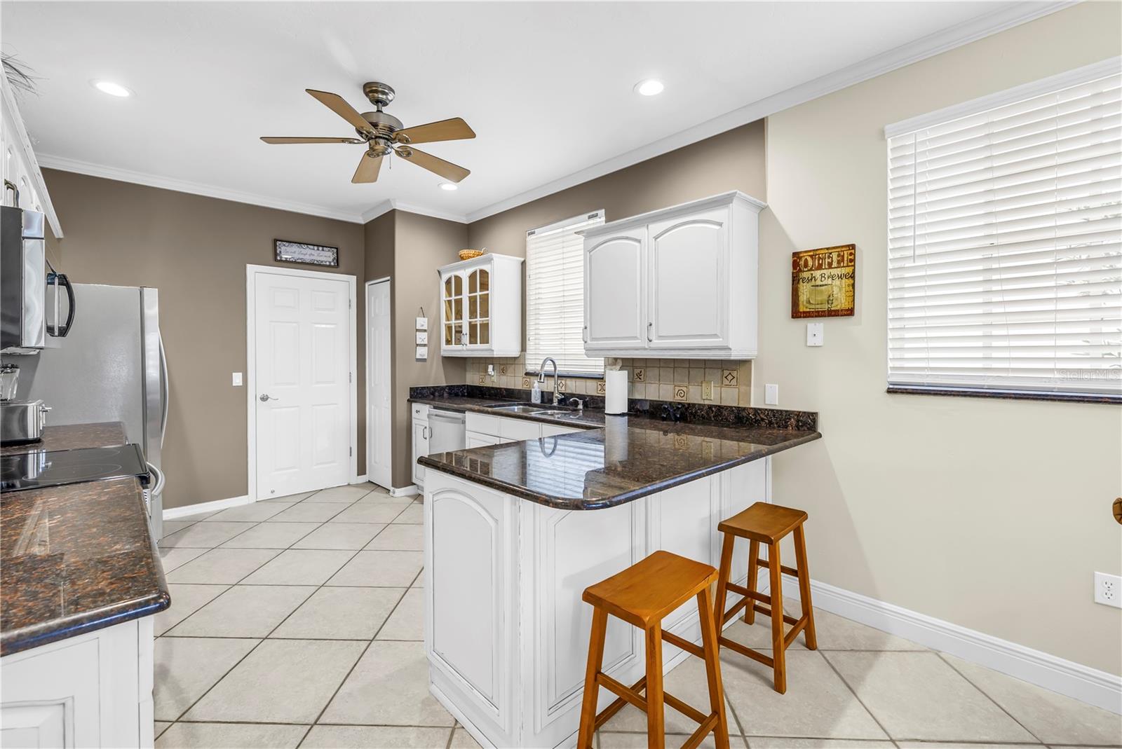 SIESTA BEACH - Residential