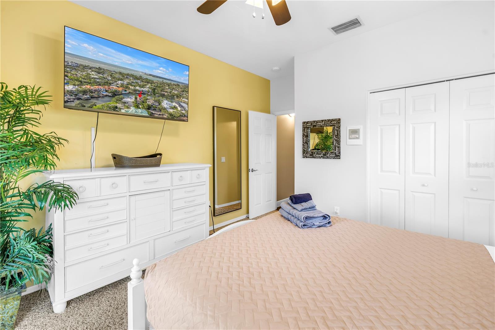 SIESTA BEACH - Residential