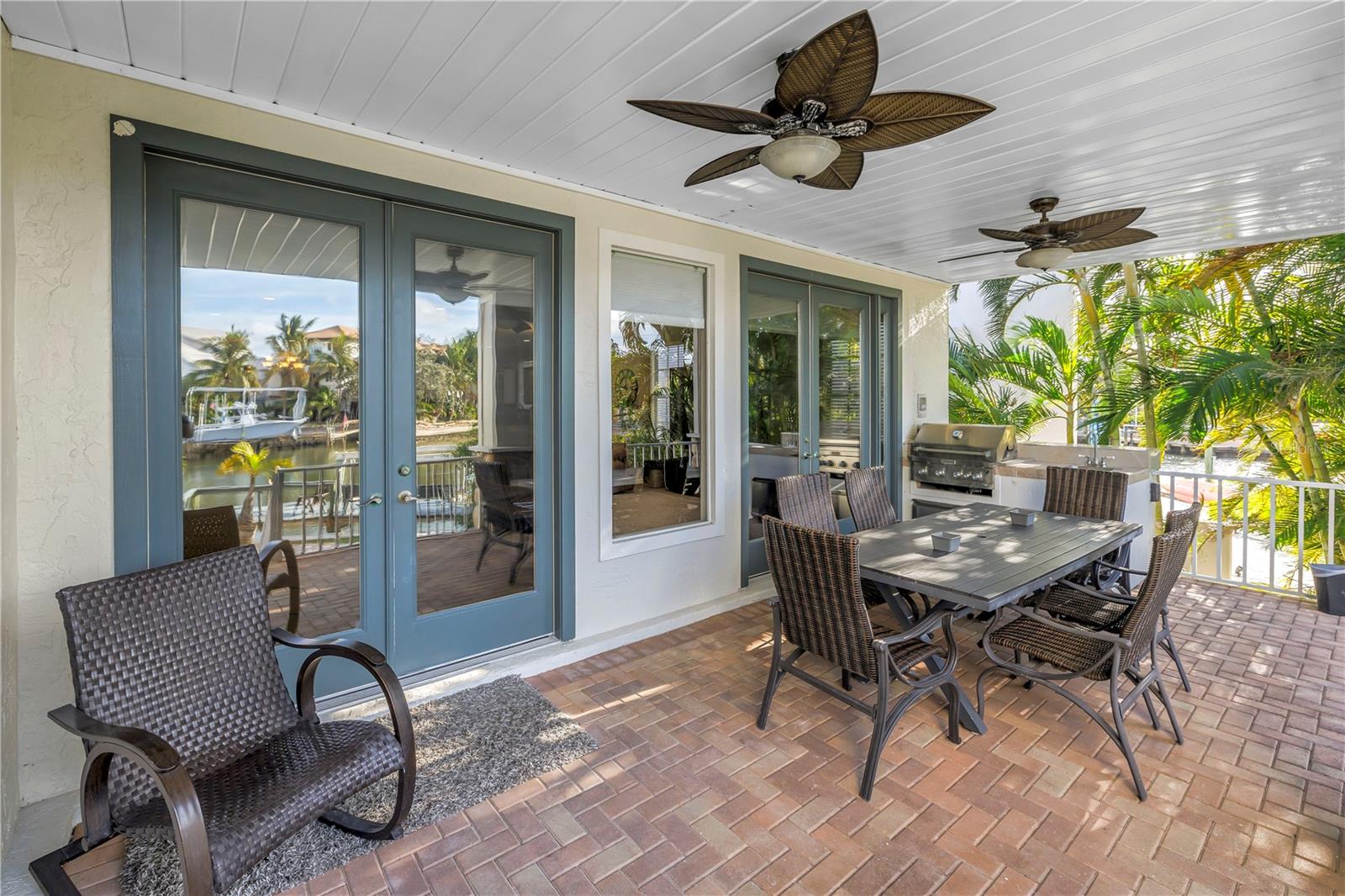 SIESTA BEACH - Residential