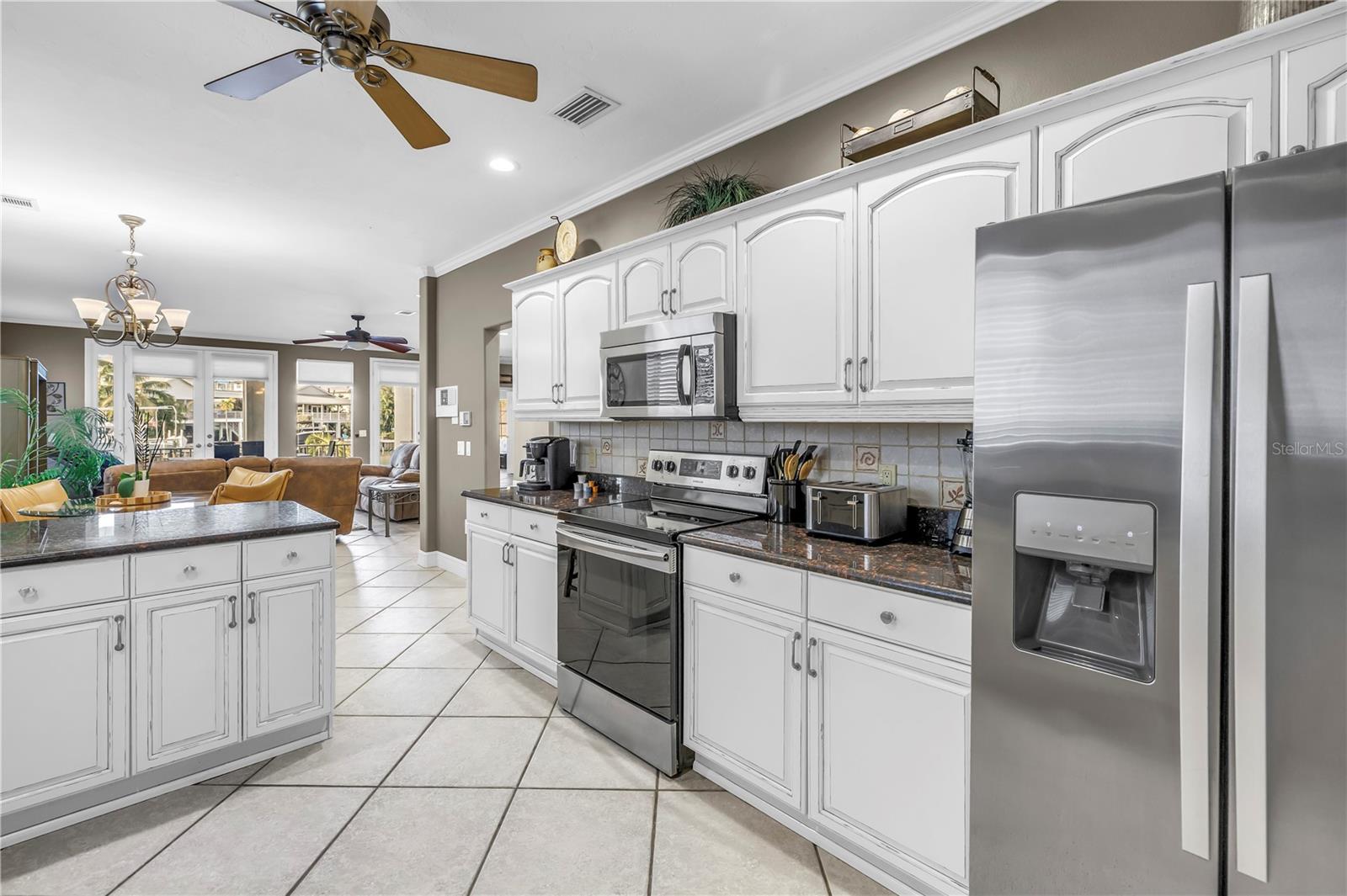 SIESTA BEACH - Residential