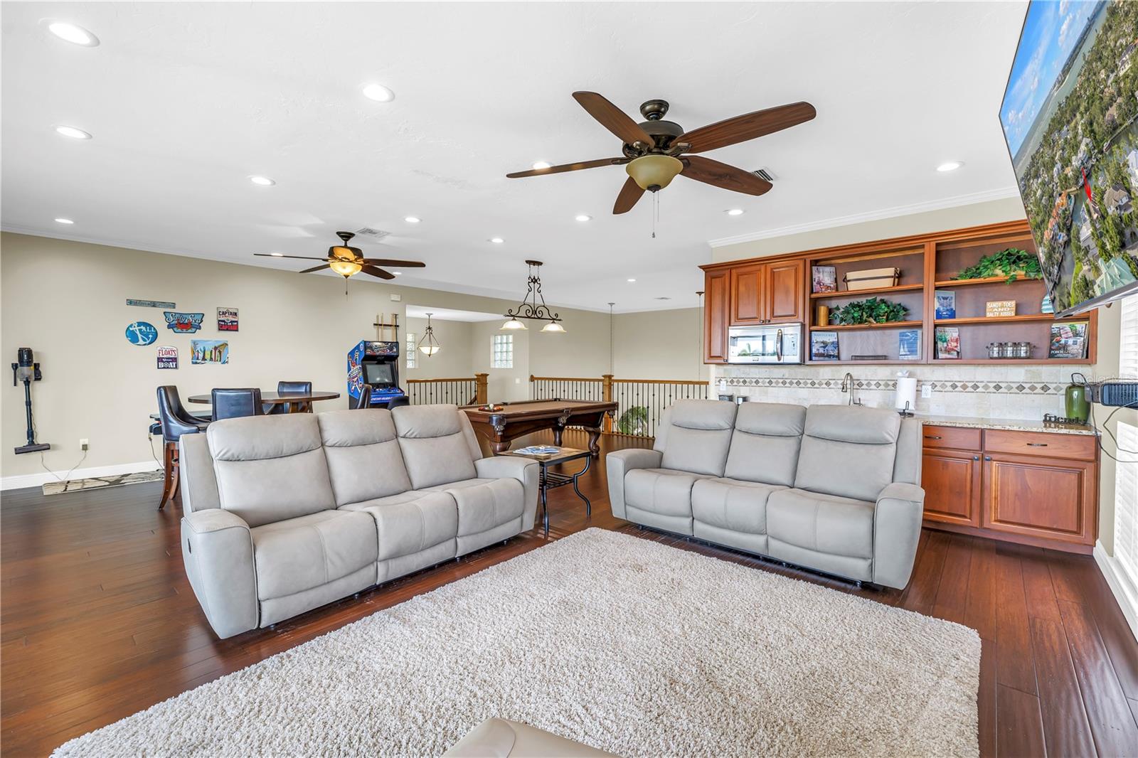 SIESTA BEACH - Residential