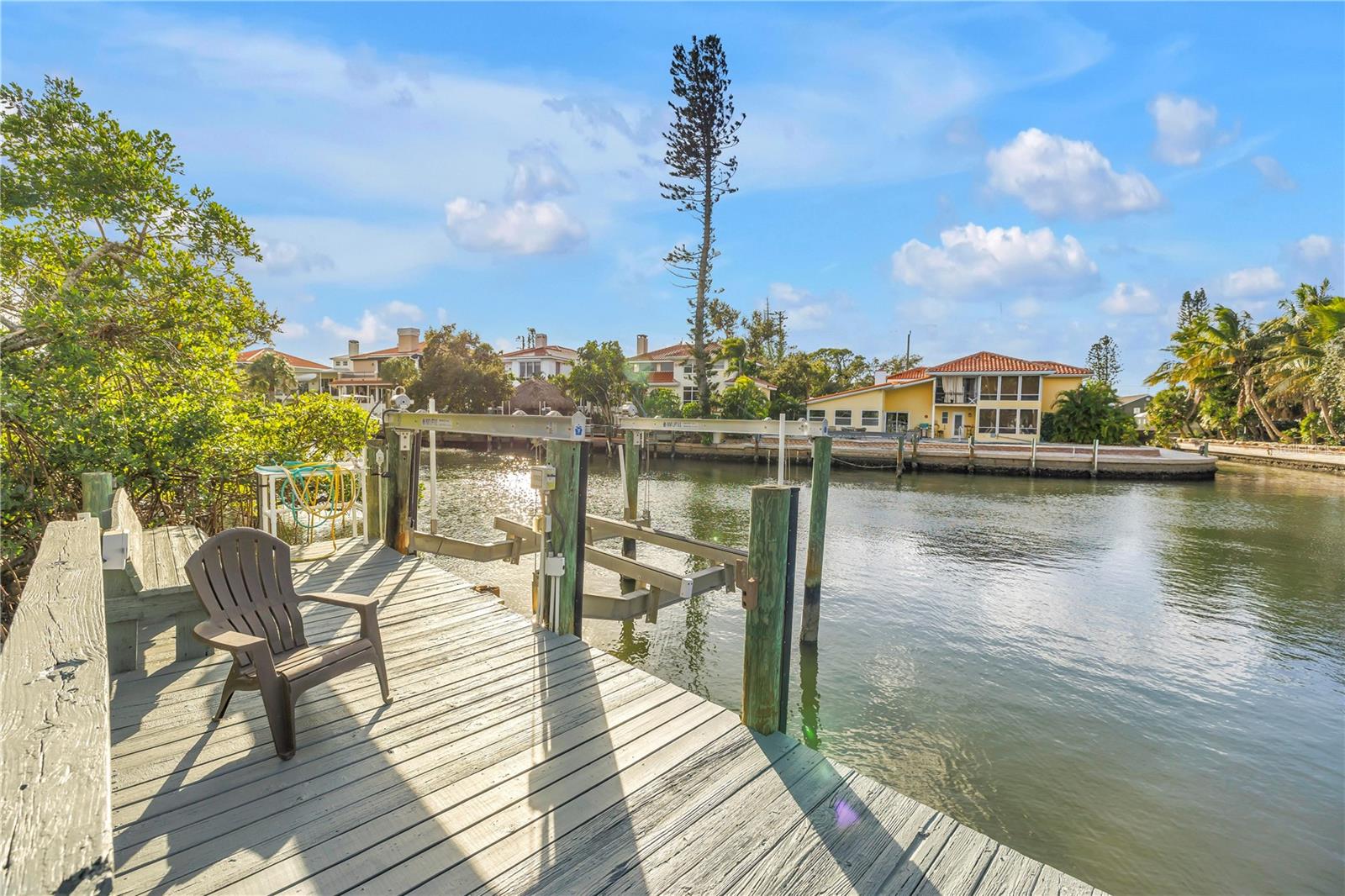 SIESTA BEACH - Residential