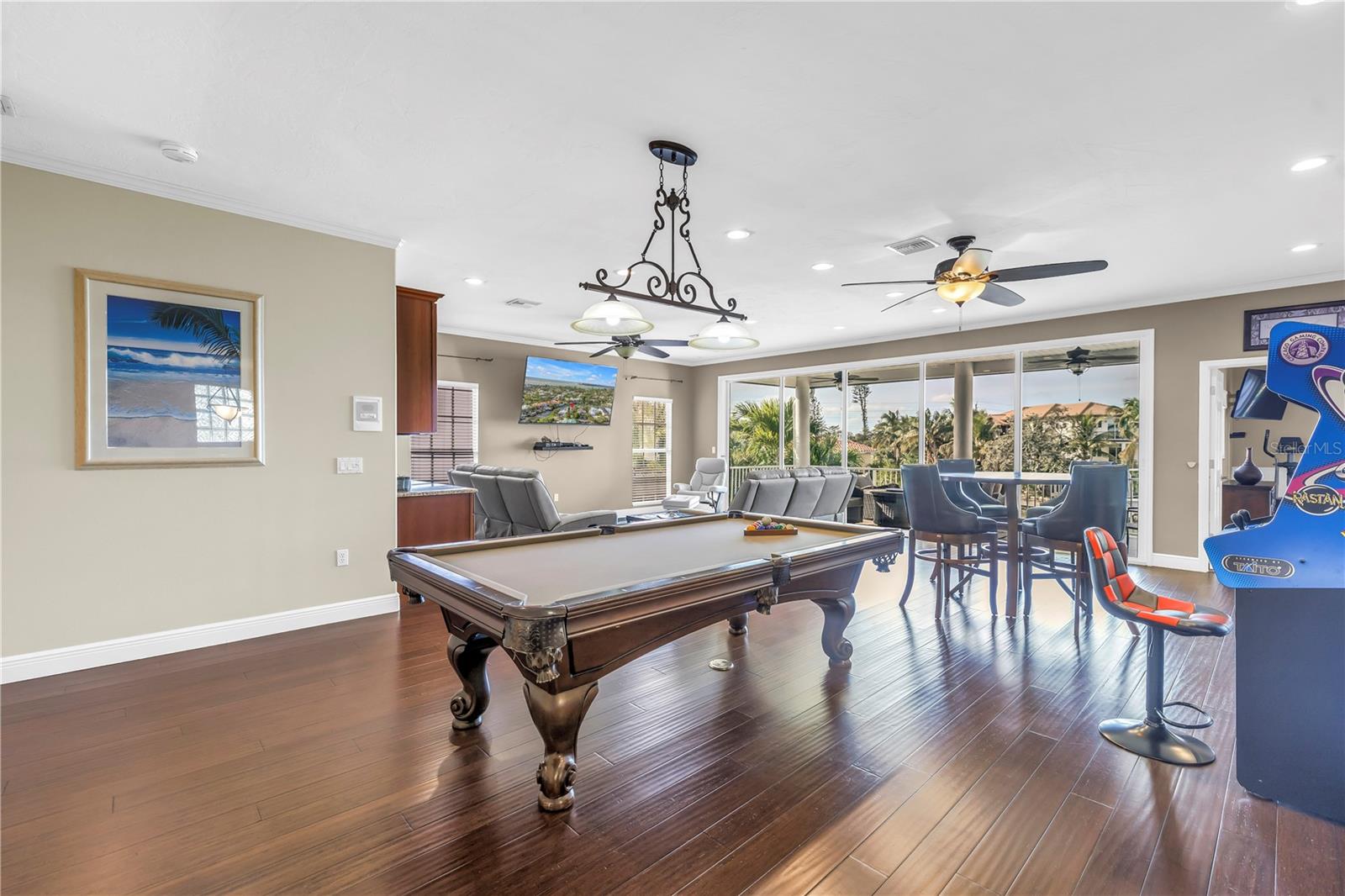 SIESTA BEACH - Residential