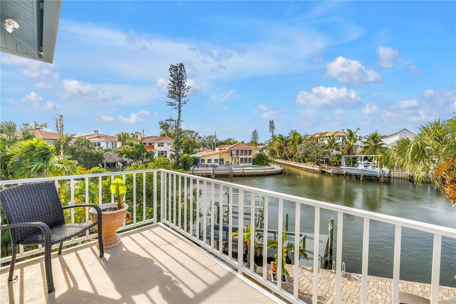 SIESTA BEACH - Residential