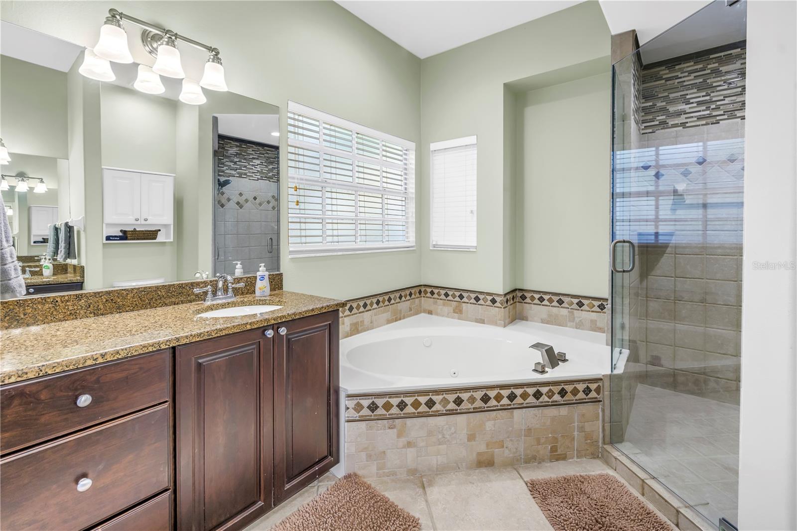 SIESTA BEACH - Residential