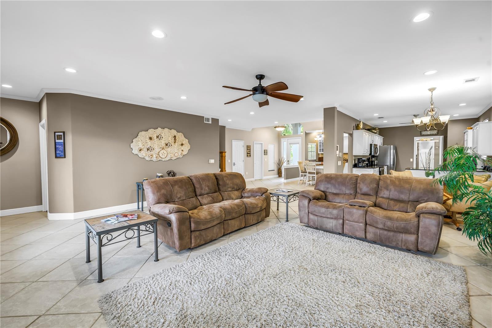 SIESTA BEACH - Residential