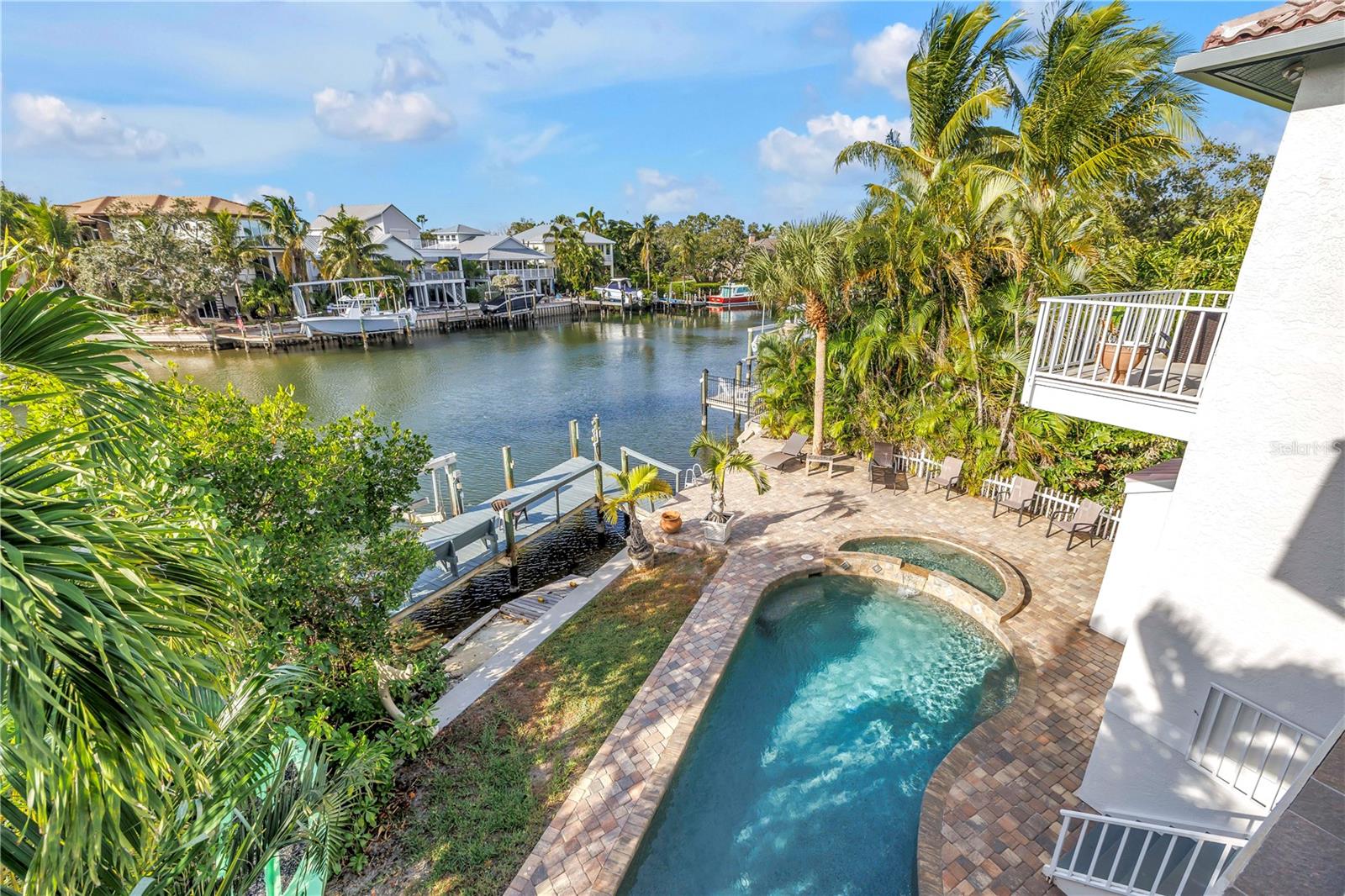 SIESTA BEACH - Residential