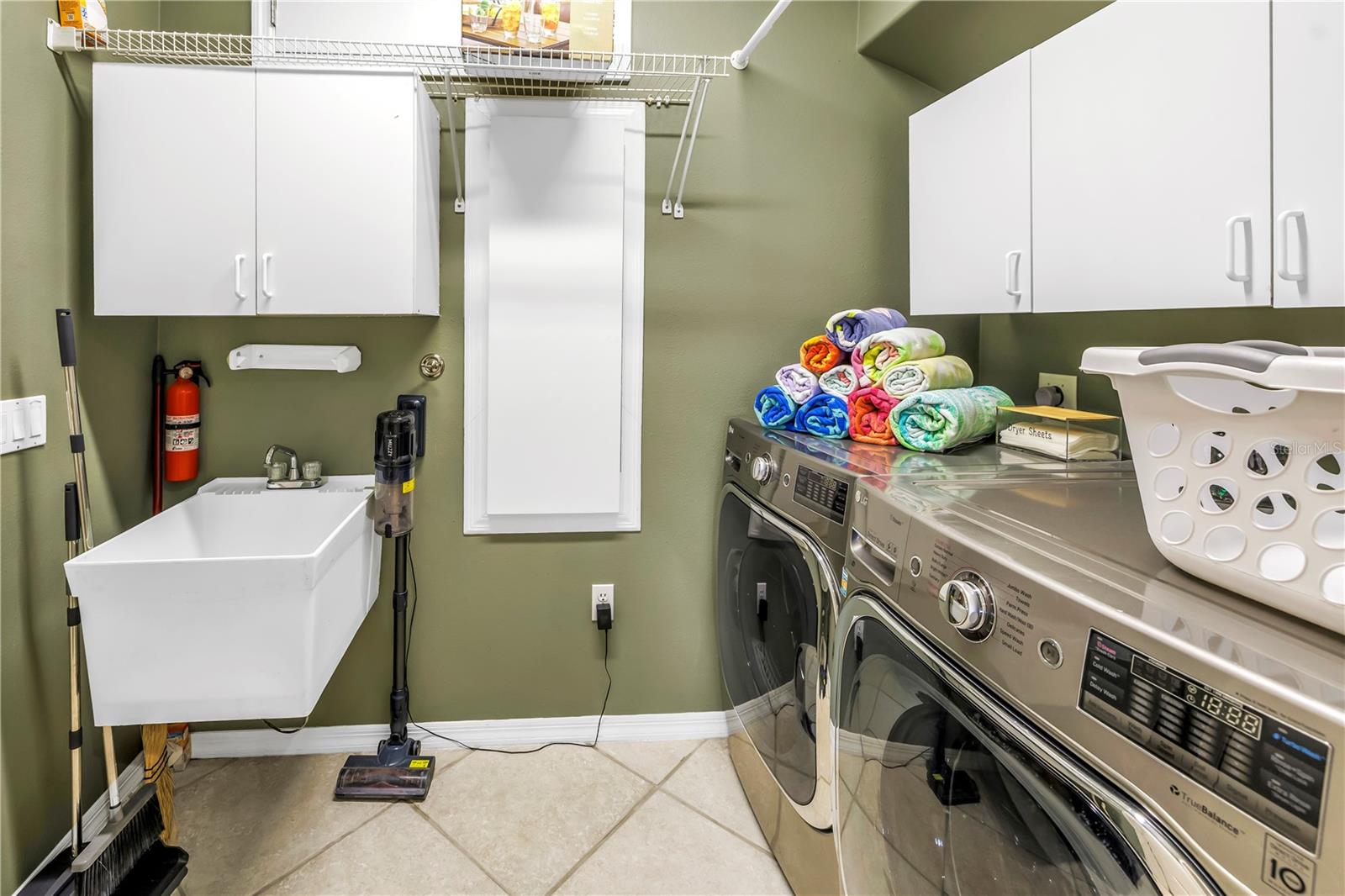 SIESTA BEACH - Residential