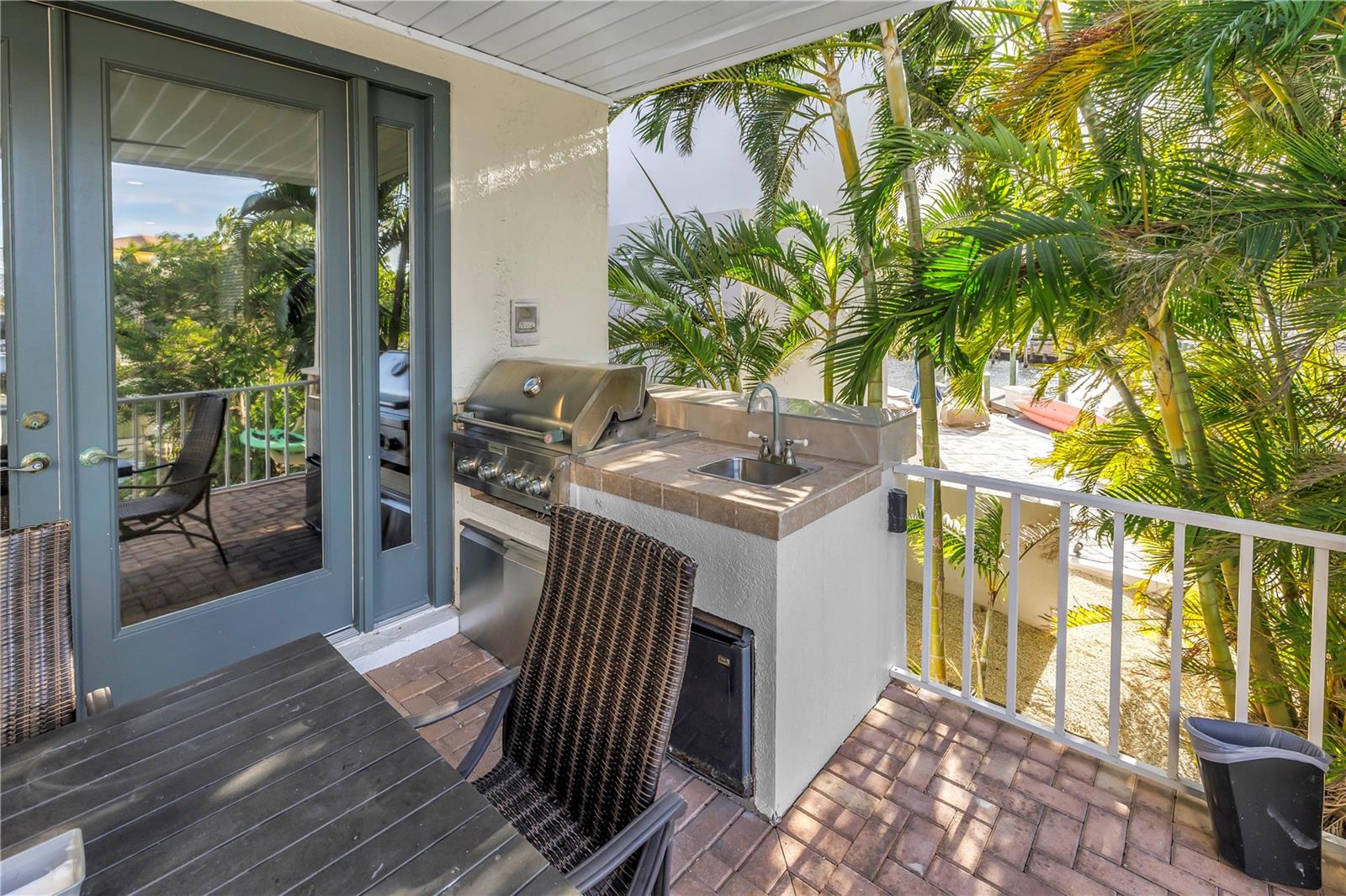 SIESTA BEACH - Residential