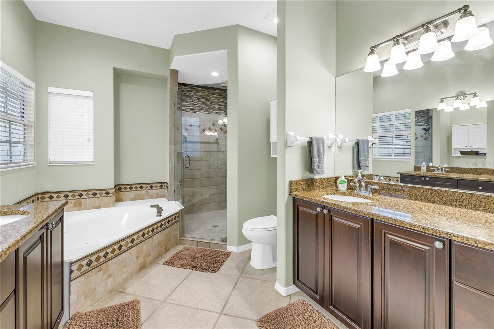 SIESTA BEACH - Residential