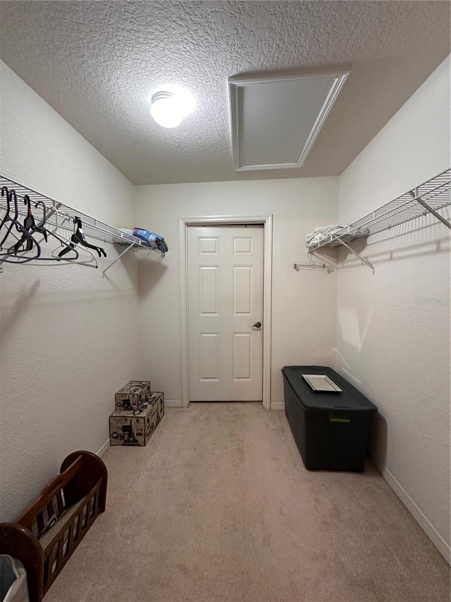 M/PALM POINTE 1 - Residential Lease