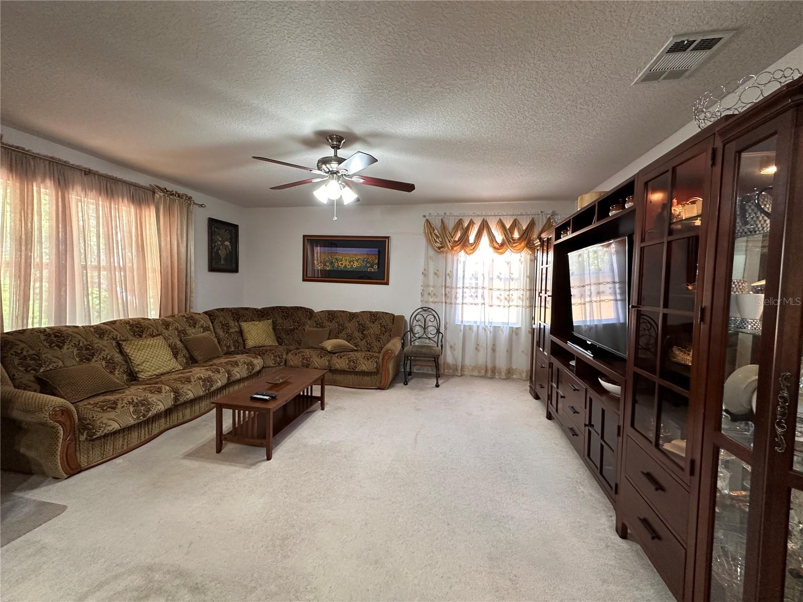 M/PALM POINTE 1 - Residential Lease