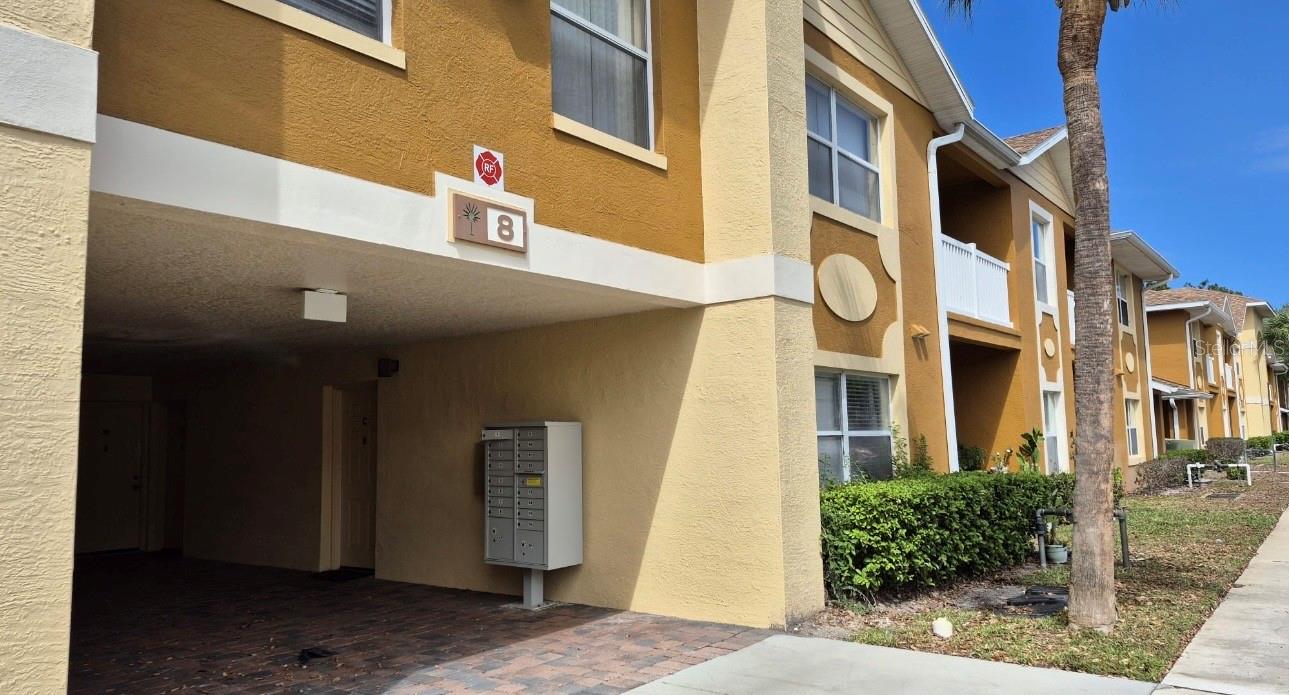 M/PALM POINTE 1 - Residential Lease
