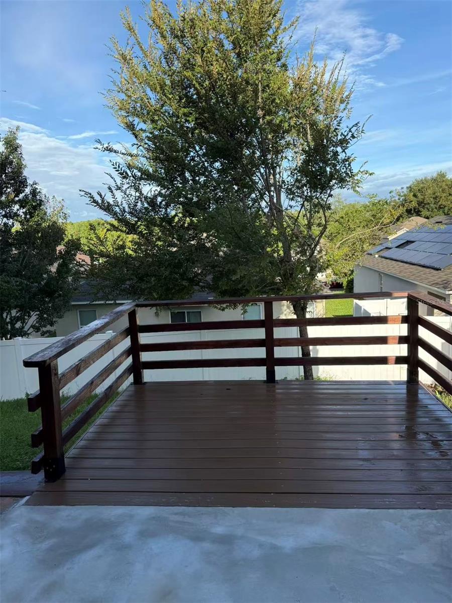 TAVARES LANE PARK RIDGE PH A - Residential Lease