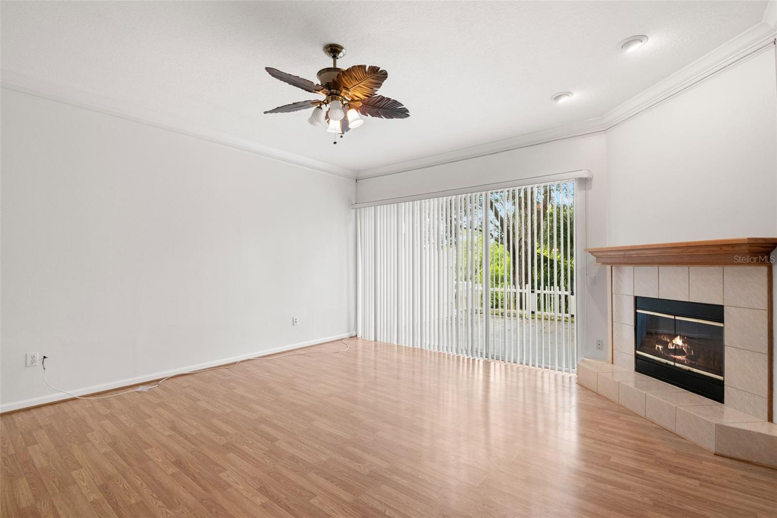 BOOT RANCH - EAGLE WATCH - Residential Lease