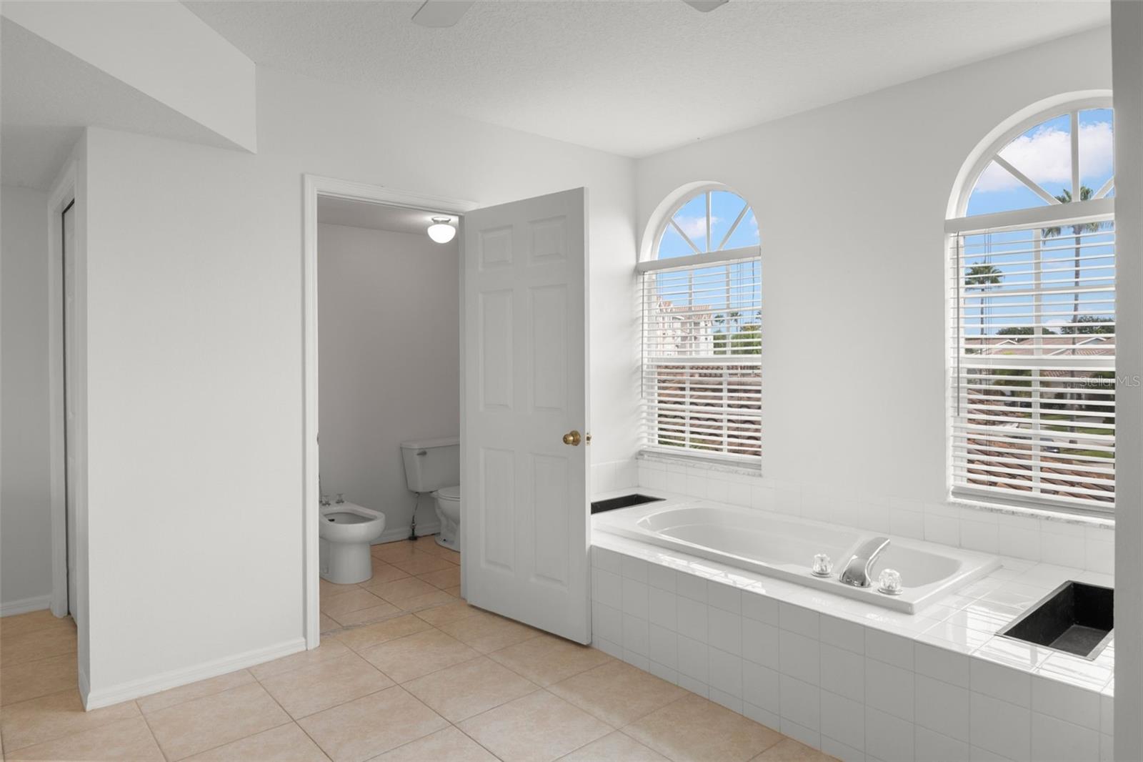 BOOT RANCH - EAGLE WATCH - Residential Lease