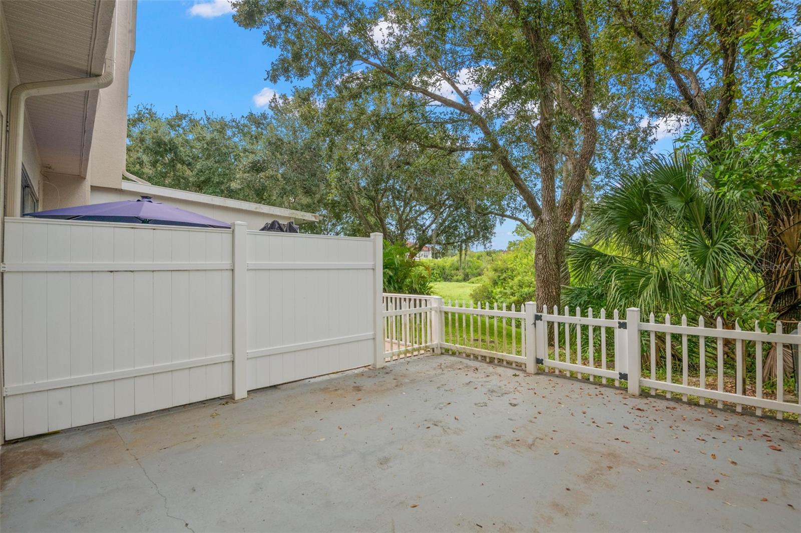 BOOT RANCH - EAGLE WATCH - Residential Lease