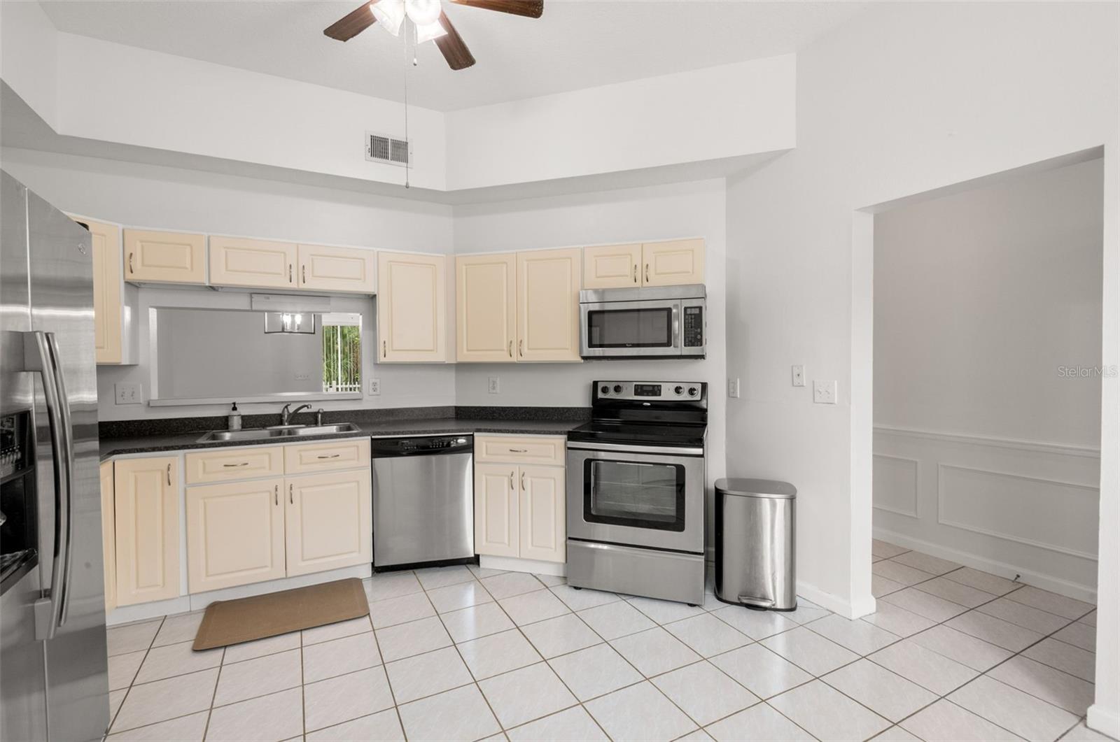 BOOT RANCH - EAGLE WATCH - Residential Lease