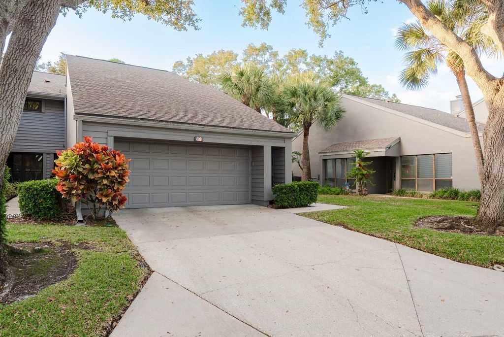 Photo of 3098 Eagles Landing Circle W, Clearwater, FL 33761 (MLS # TB8458249)