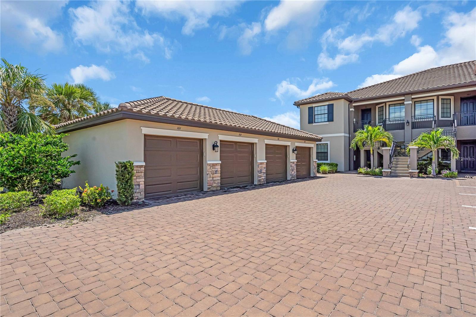 ESPLANADE PALMER RANCH - Residential Lease
