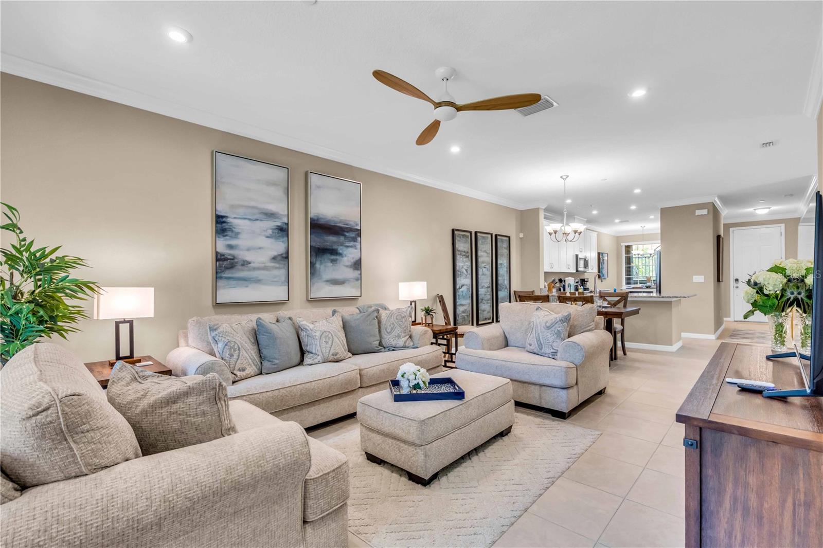 ESPLANADE PALMER RANCH - Residential Lease