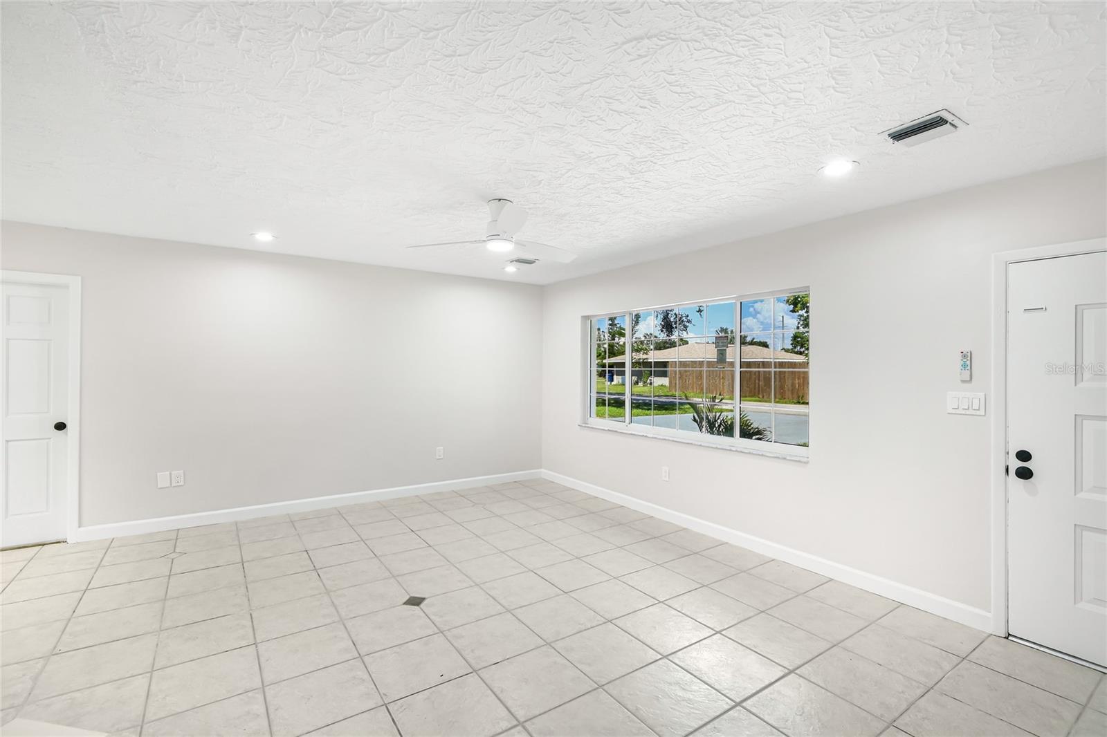 208 57TH STREET W